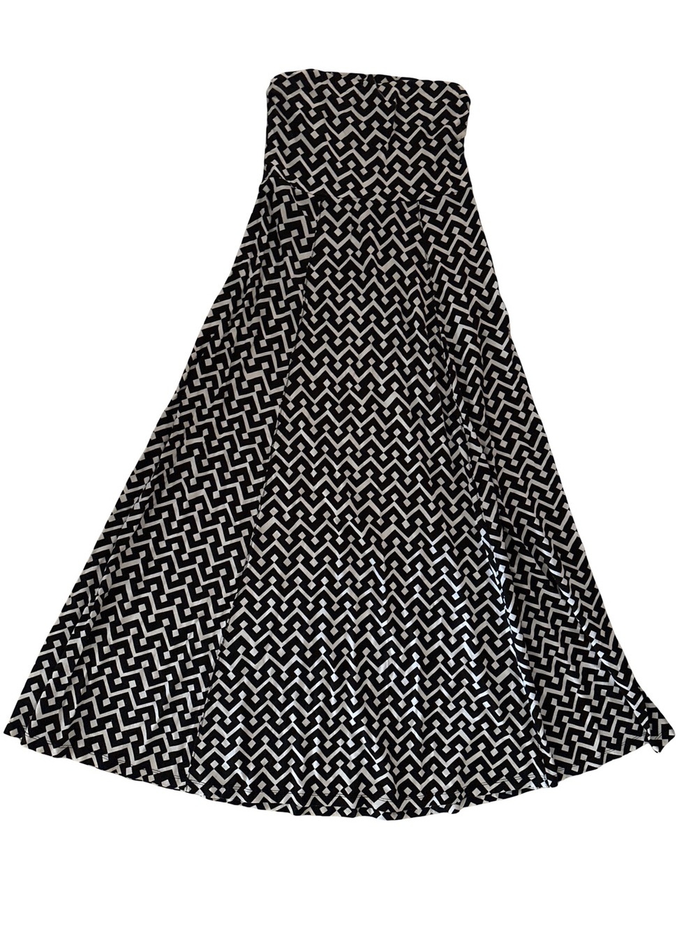 GAP Black and White Geometric Maxi Dress